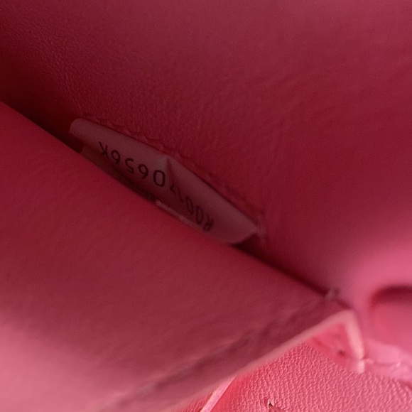 Authentic BOTTEGA VENETA Small Intrecciato Leather Cassette Crossbody Bag - Picture 7 of 16